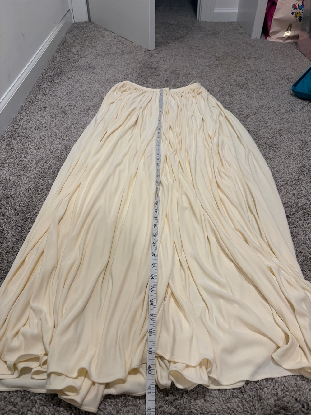 EUC Khaite Lowell Pleated Maxi Skirt in Cream Sz 4 - Picture 8 of 10